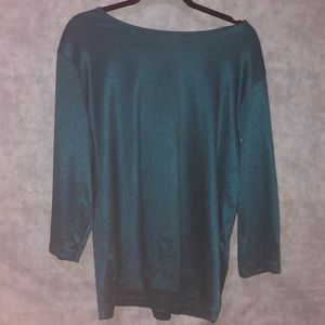 Solid dark green top